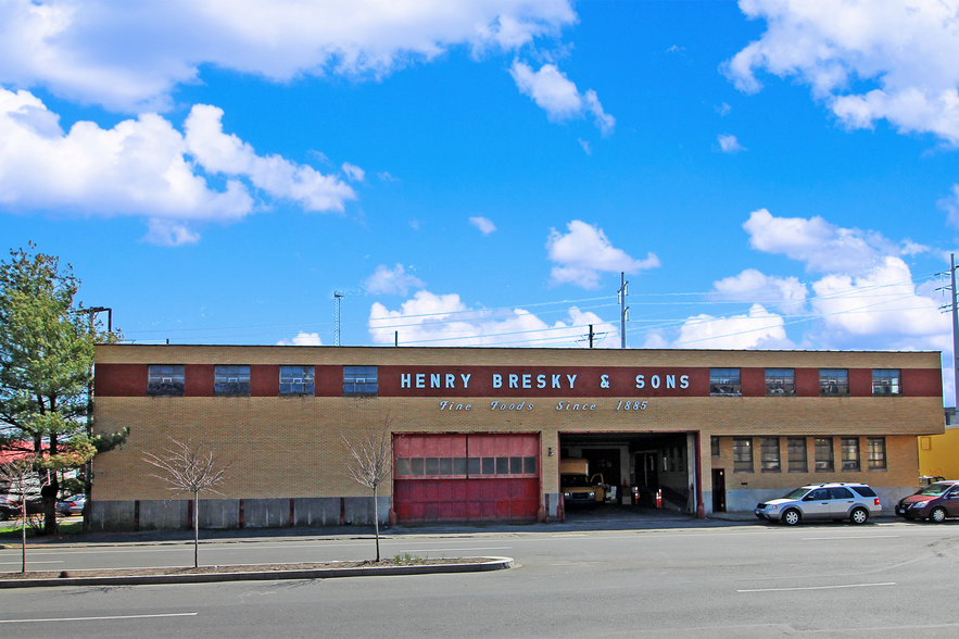 Primary Photo Of 1859 Commerce Dr, Bridgeport Warehouse For Sale