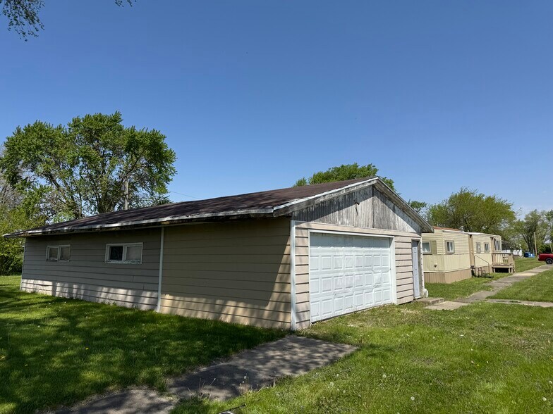 More Photos Of 2405 E Court St, Kankakee Land For Sale