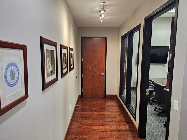 More Photos Of 10610 Metromont Pky, Charlotte Office For Lease