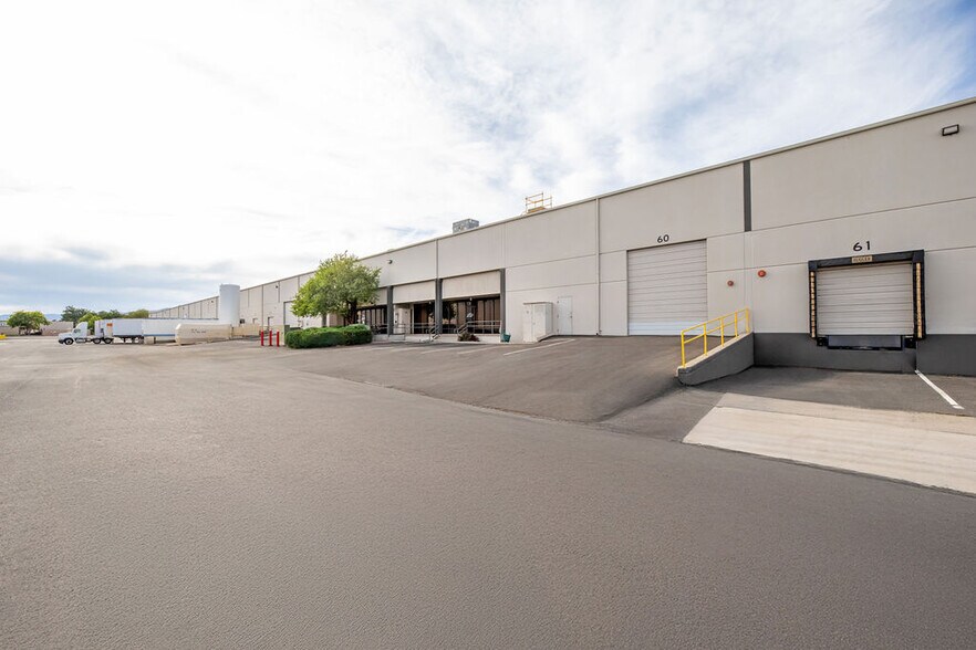 More Photos Of 700-798 E Glendale Ave, Sparks Unknown For Lease