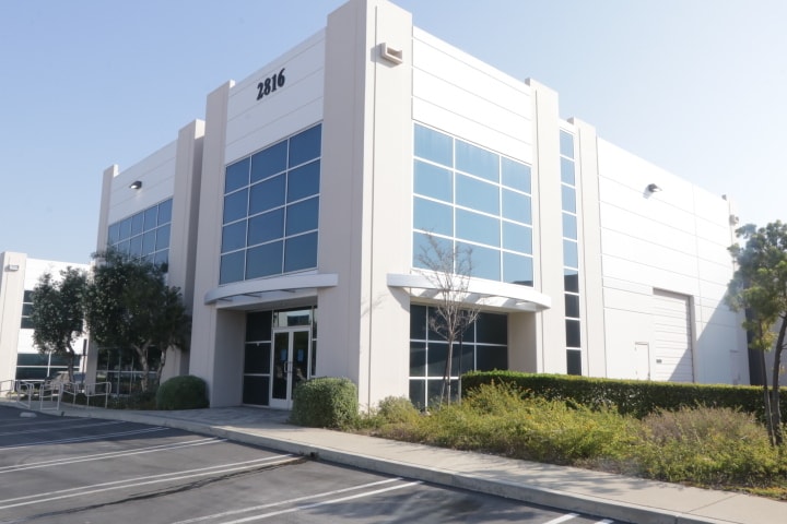 More Photos Of 2816 Columbia St, Torrance Light Distribution For Lease