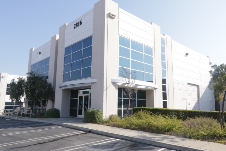 More Photos Of 2816 Columbia St, Torrance Light Distribution For Lease