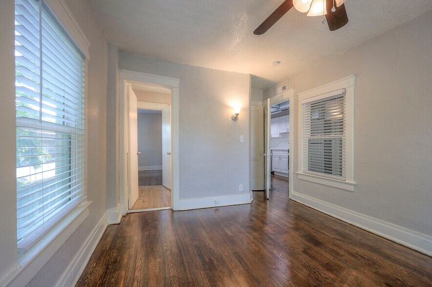More Photos Of 4220 Harrison St, Kansas City Apartments For Sale