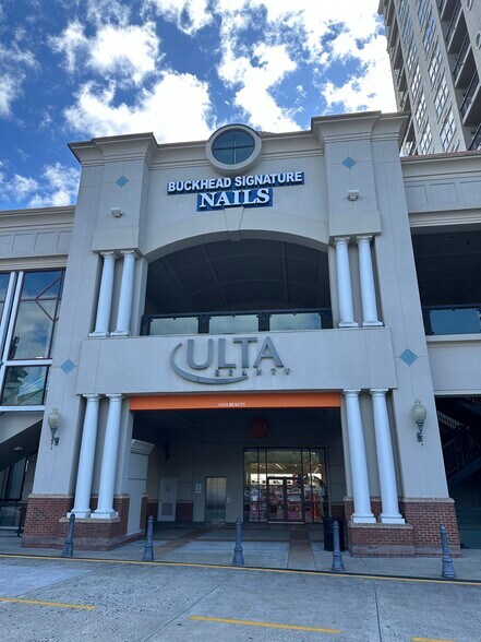 More Photos Of 1 Buckhead Loop, Atlanta Storefront For Lease