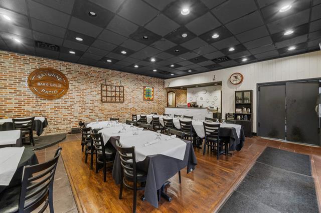 More Photos Of 31 Cottage St, Bayonne Restaurant For Sale