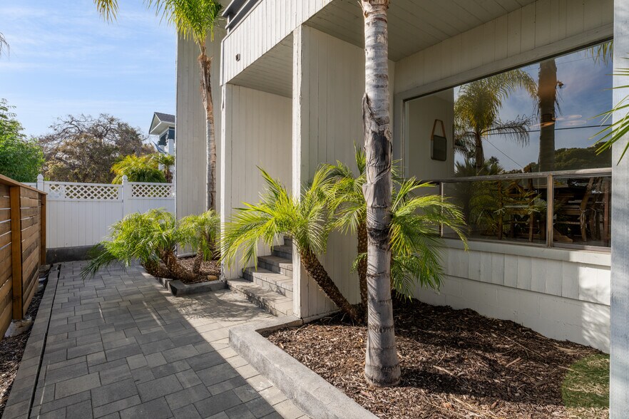 More Photos Of 1920 Beryl St, San Diego Specialty For Sale