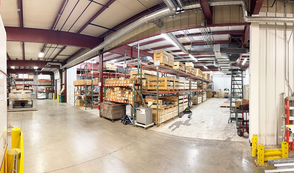 More Photos Of 3919 N Greenbrooke Dr SE, Grand Rapids Manufacturing For Sale