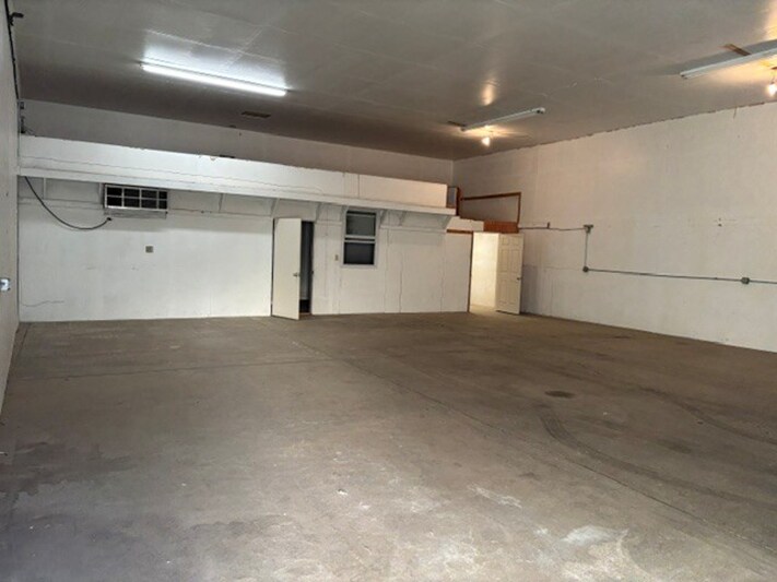 More Photos Of 3031-3057 California Blvd, Napa Warehouse For Lease