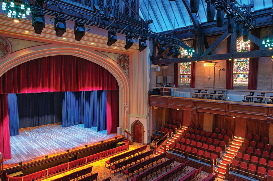 More Photos Of 400 NE Perry Ave, Peoria Theater Concert Hall For Sale