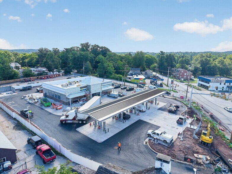 More Photos Of 799 Valley Forge Rd, Phoenixville Service Station For Sale