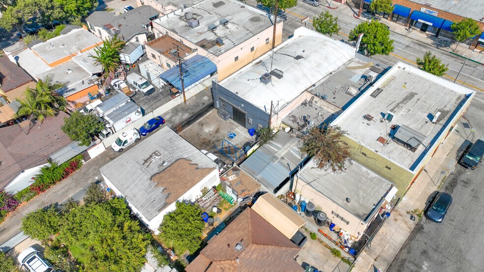 More Photos Of 8415 State St, South Gate Storefront For Sale