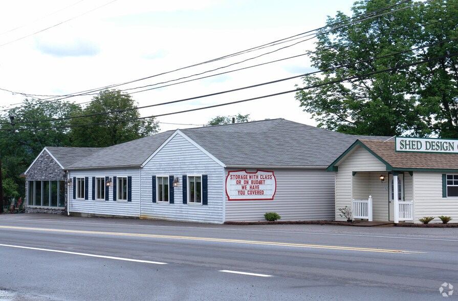 More Photos Of 341 N Market St, Elysburg Freestanding For Lease