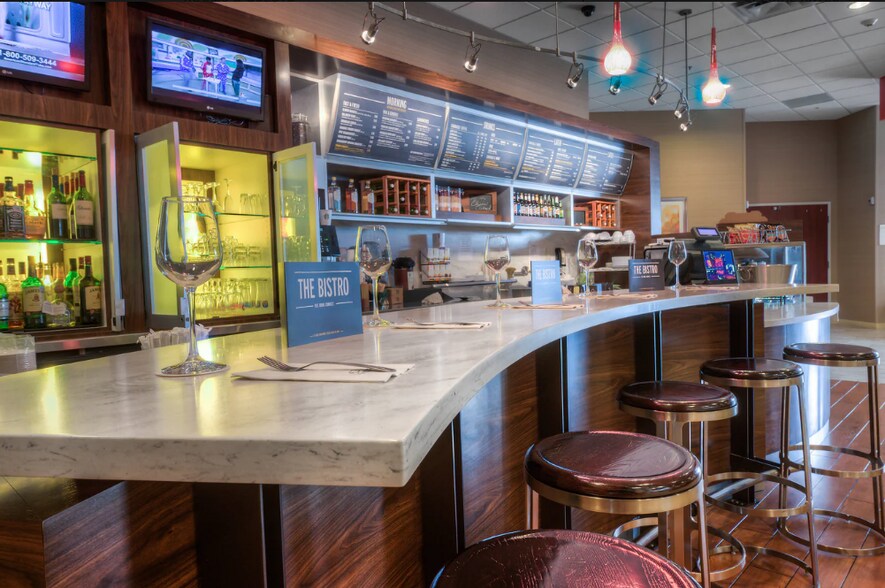 More Photos Of 1721 E Central Texas Expy, Killeen Hotel For Sale