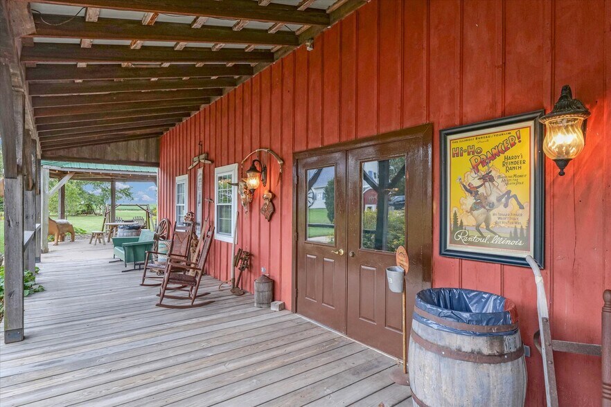 More Photos Of 1356 County Road 2900 N, Rantoul Specialty For Sale