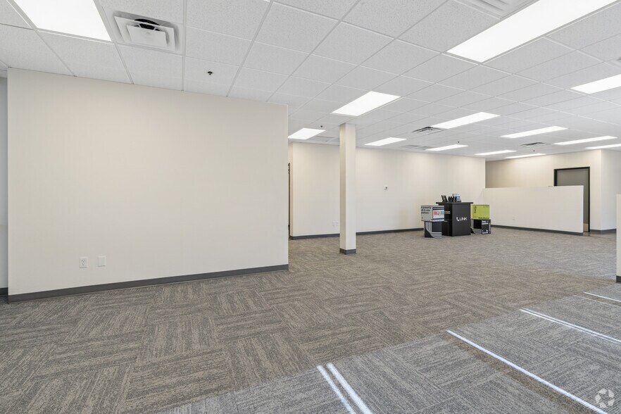 More Photos Of 5302 W Buckeye Rd, Phoenix Unknown For Lease
