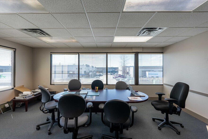 More Photos Of 5744 198 St, Langley Warehouse For Lease