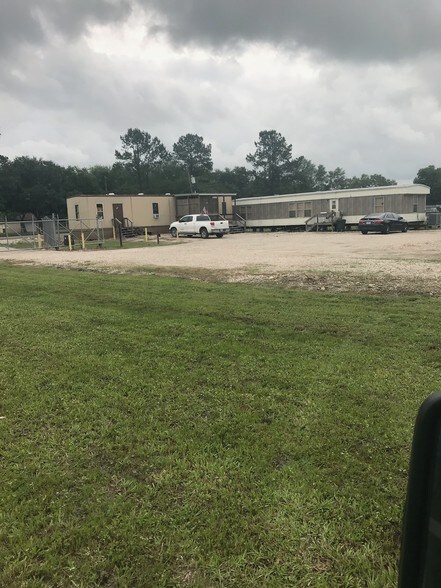 More Photos Of 14090 County Road 282, Alvin Land For Lease