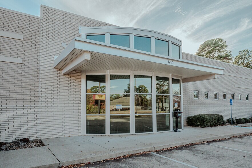 More Photos Of 1710 Arkansas Blvd, Texarkana Medical For Sale