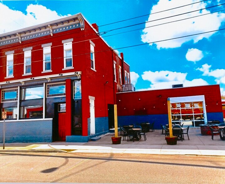 More Photos Of 994 Market St, Meadville Storefront Retail Residential For Sale