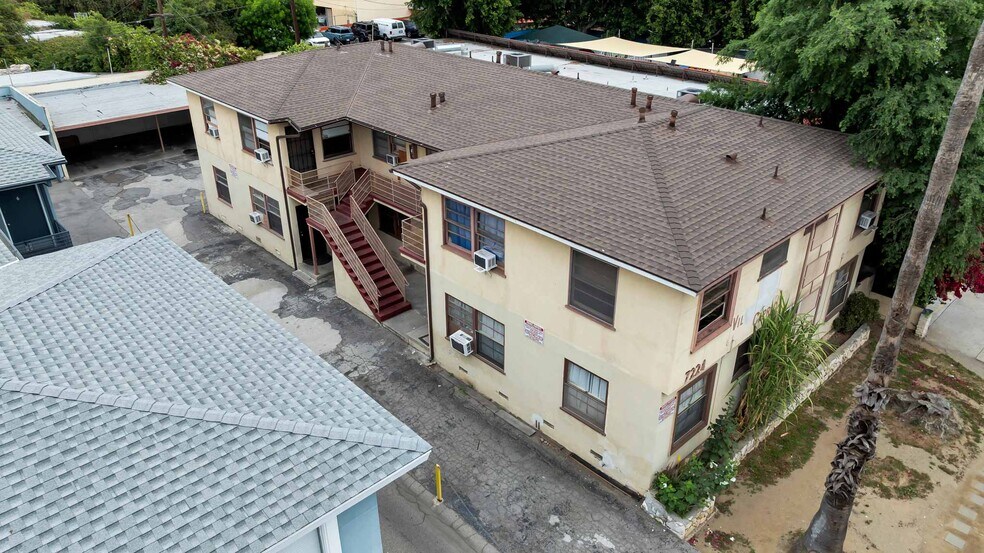 More Photos Of 7224 Hazeltine Ave, Van Nuys Apartments For Sale