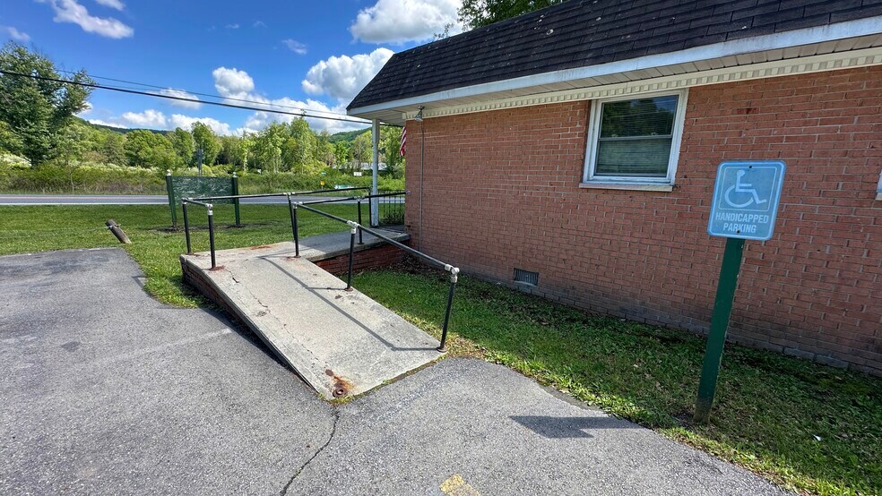 More Photos Of 444 Elmwood Ave, Alderson Medical For Sale
