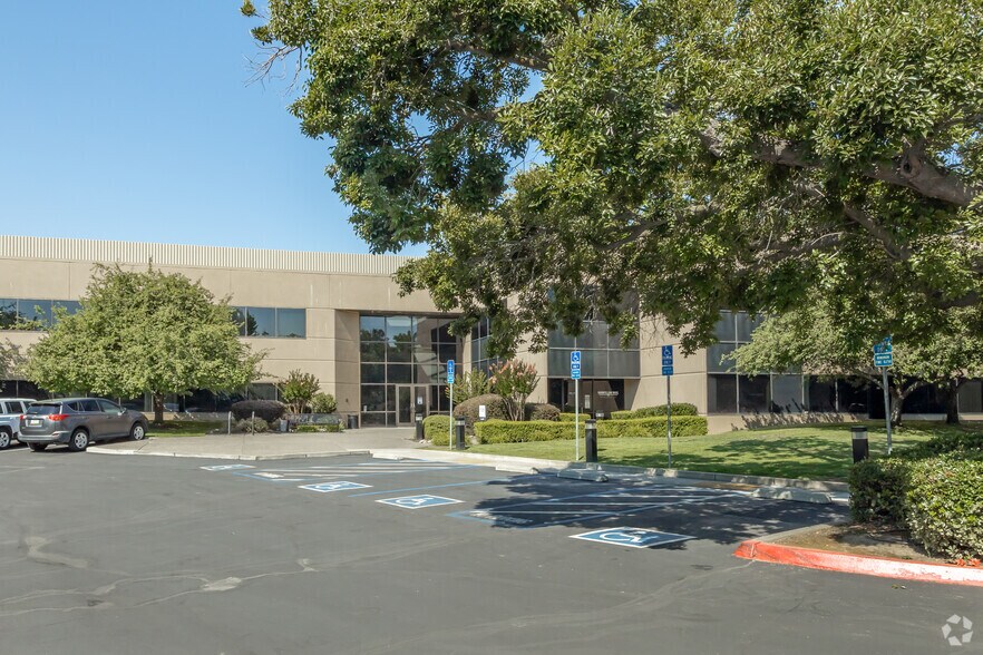 More Photos Of 110 Blue Ravine Rd, Folsom Office For Sale