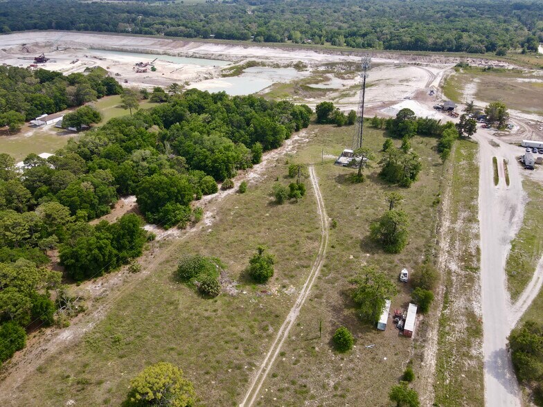 More Photos Of 18824 County Line Rd, Spring Hill Land For Sale