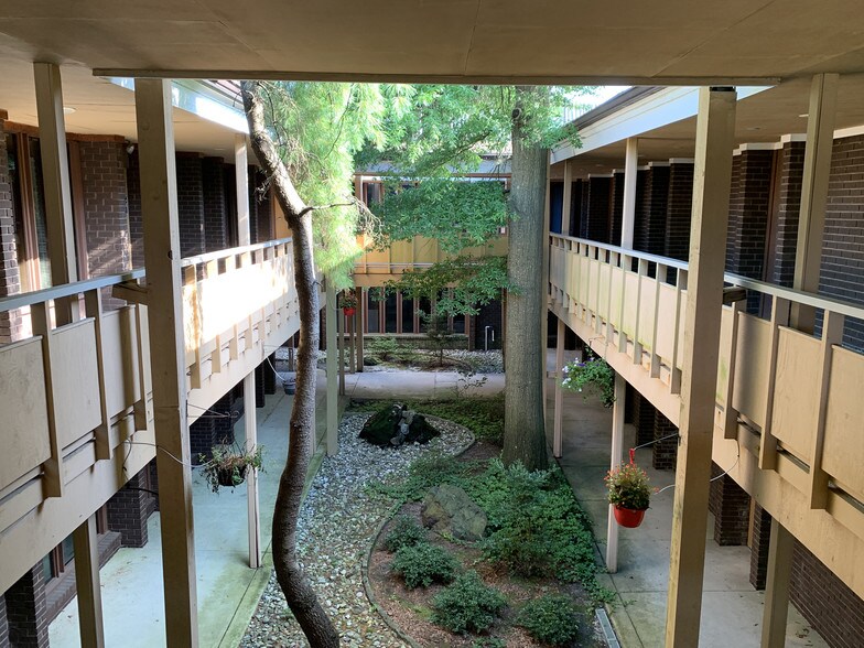 More Photos Of 1750 Zion Rd, Northfield Medical For Sale