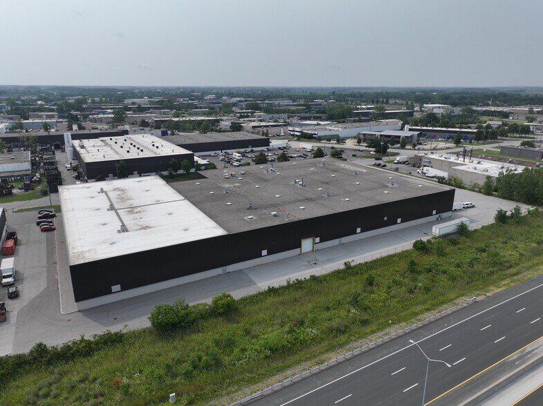 More Photos Of 5265 Outer Dr, Tecumseh Industrial For Lease