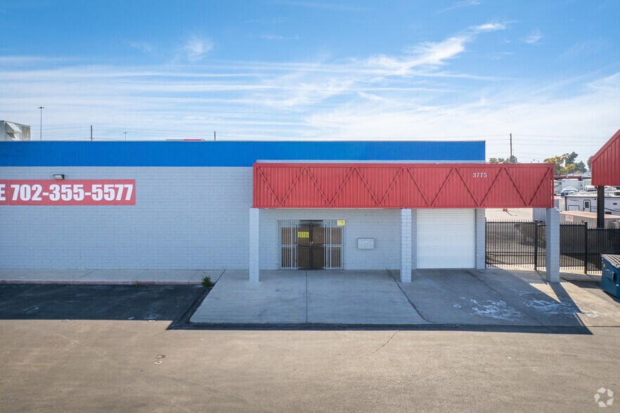 More Photos Of 3775 E Sahara Ave, Las Vegas Warehouse For Lease