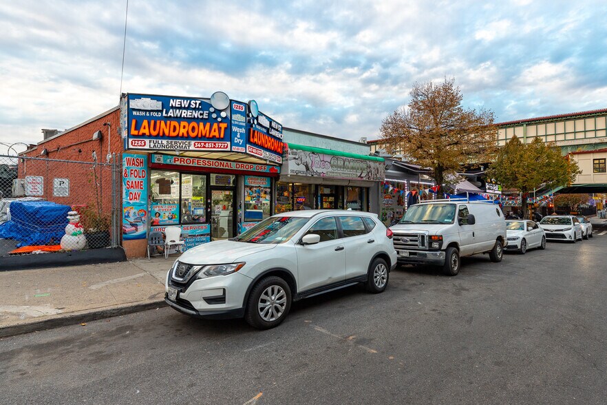 More Photos Of 1772 Westchester Ave, Bronx General Retail For Sale