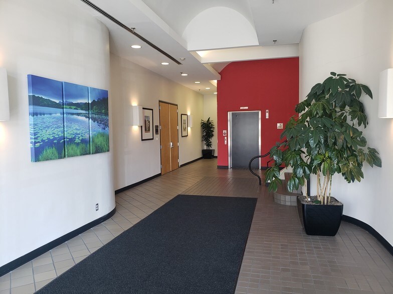 More Photos Of 7501 Forbes Blvd, Lanham Office For Lease