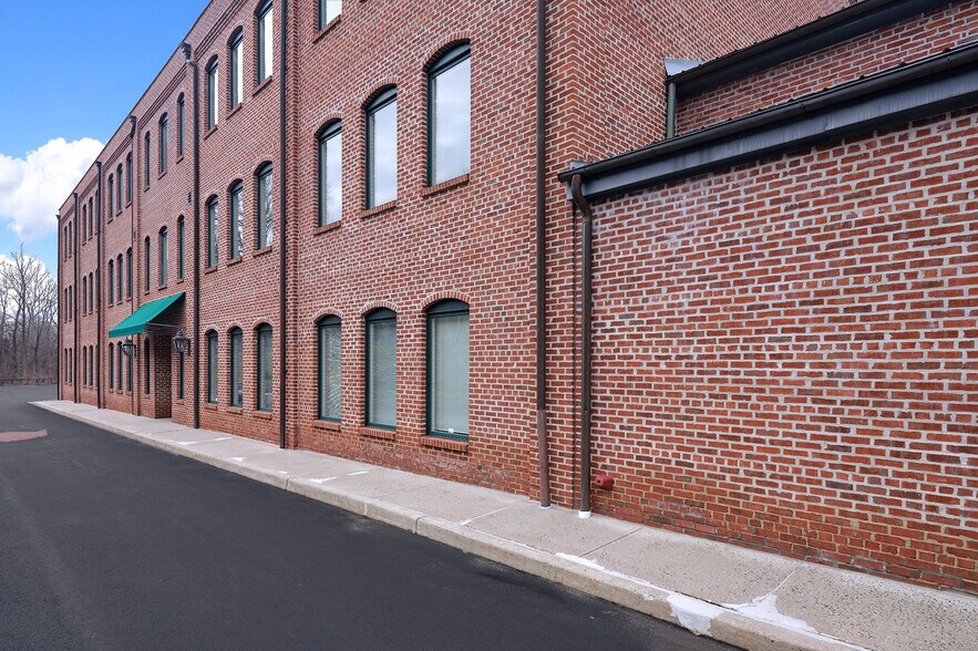 More Photos Of 199-201 S Main St, Lambertville Office For Lease