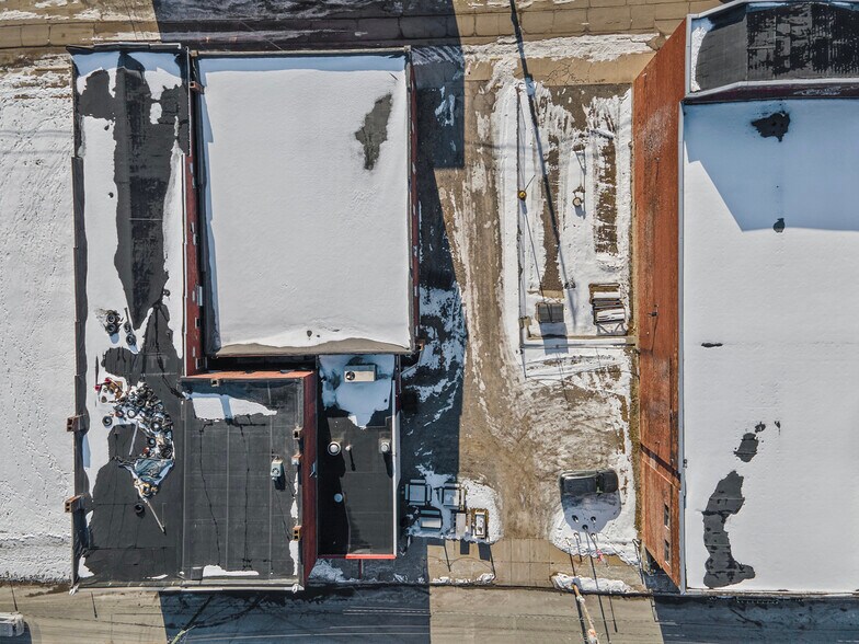 More Photos Of 114 E Lincoln Ave, Mc Donald Storefront For Lease