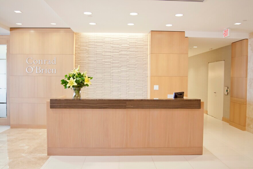 More Photos Of 1500 Market St, Philadelphia Office For Lease