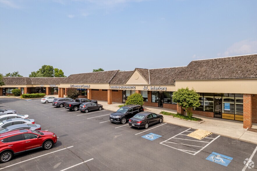 More Photos Of 26-40 S Catoctin Cir SE, Leesburg Unknown For Lease