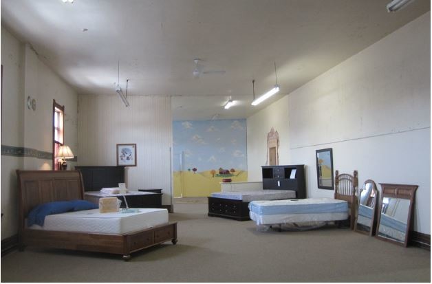 More Photos Of 103 W Main St, Woodville Storefront Retail Office For Lease