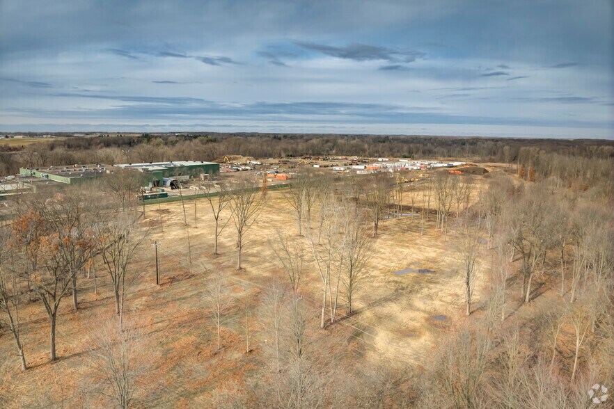 More Photos Of 2440 W Highland Rd, Howell Industrial For Sale