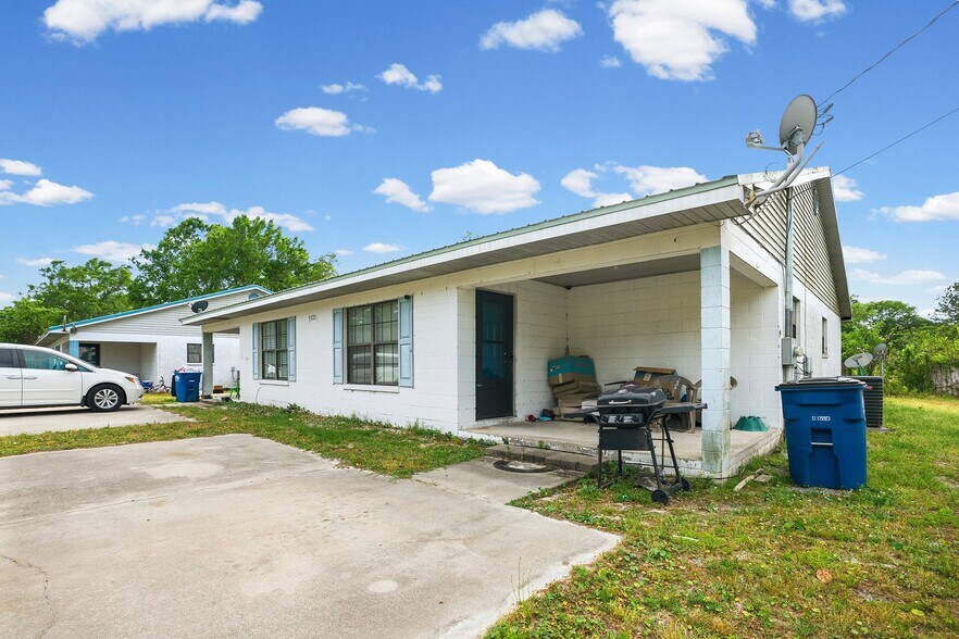 More Photos Of 209 Cannon St, Nahunta Multifamily For Sale