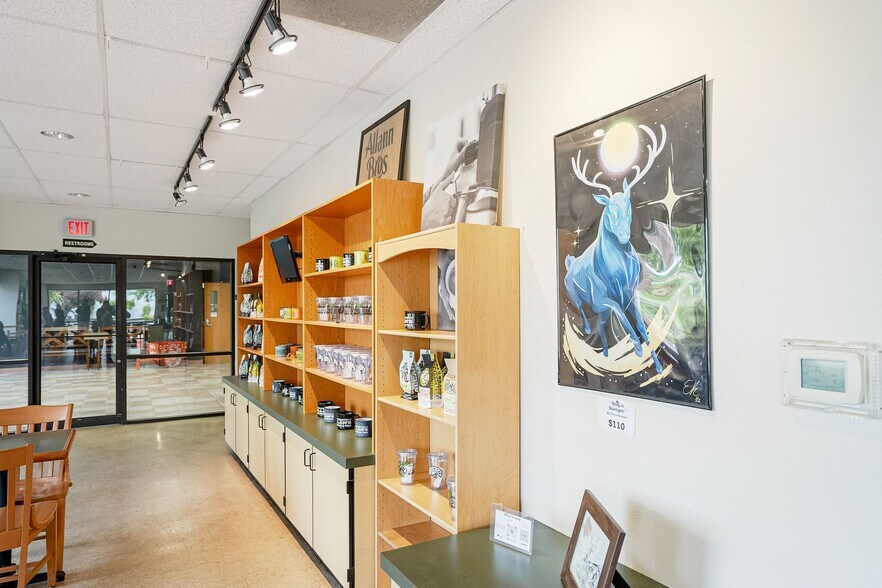 More Photos Of 1852 Fescue St SE, Albany Office For Sale