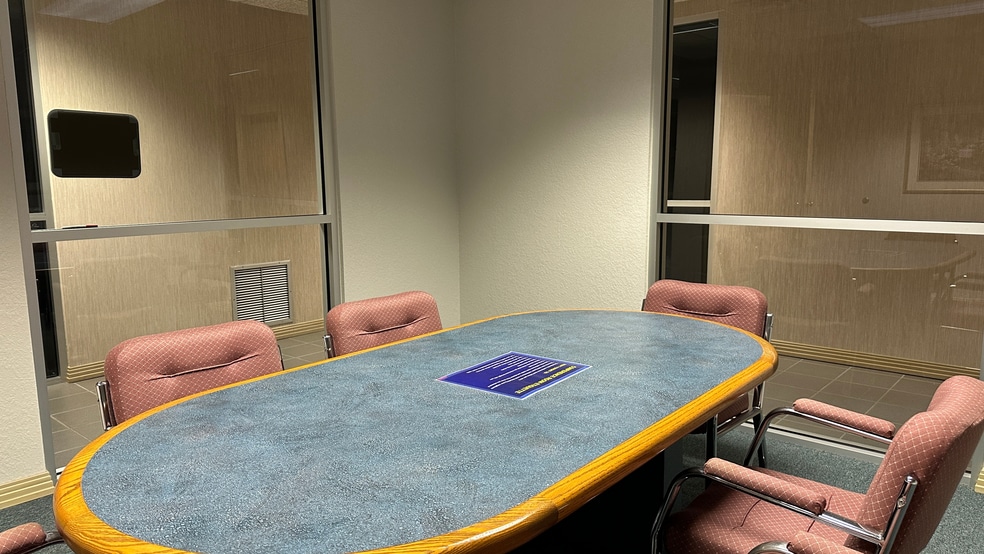 More Photos Of N922 & N926 Tower View Dr, Greenville Light Manufacturing For Lease