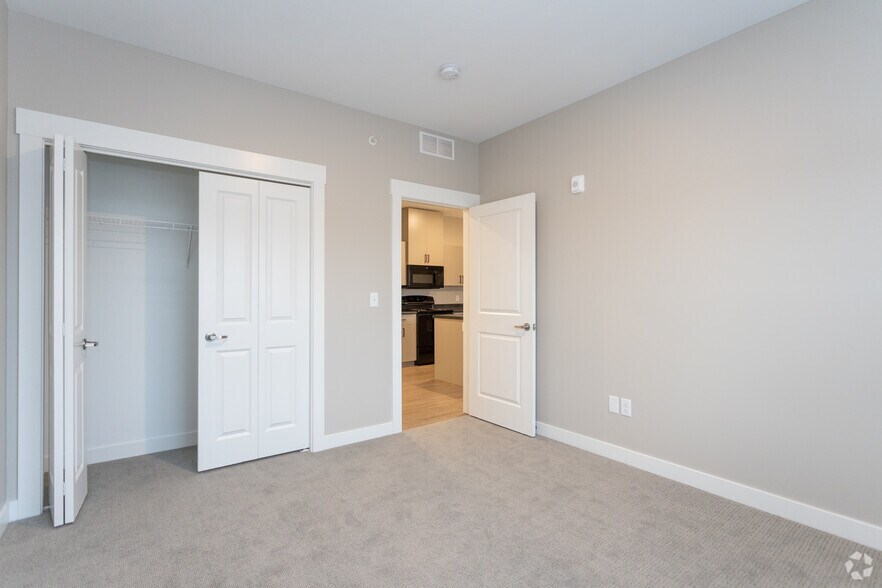 More Photos Of 2111 Heyboer Dr, Holland Apartments For Sale