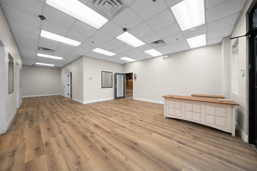 More Photos Of 1056 NE 16th St, Ocala Industrial For Sale