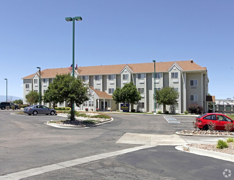 More Photos Of 3343 Gateway Dr, Pueblo Hotel For Sale