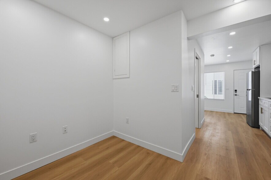 More Photos Of 2005 Highland Ave, National City Apartments For Sale