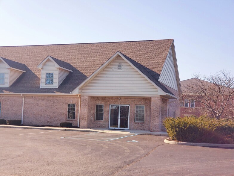 More Photos Of 7376 Business Center Dr, Avon Office For Sale