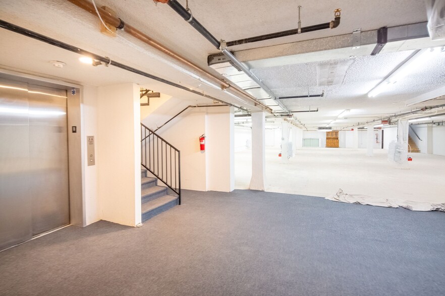 More Photos Of 43 E Main St, Alhambra Freestanding For Lease