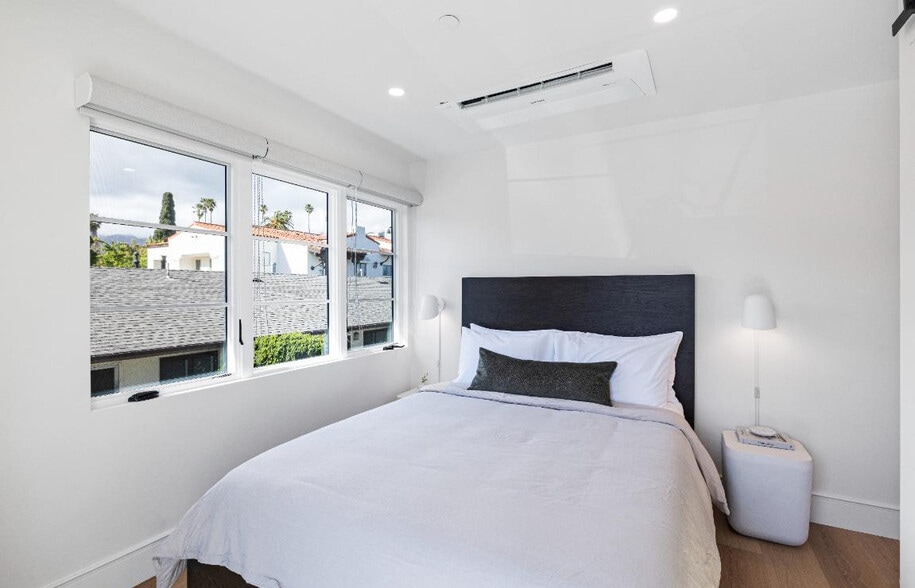 More Photos Of 1018 Garden St, Santa Barbara Hotel For Sale