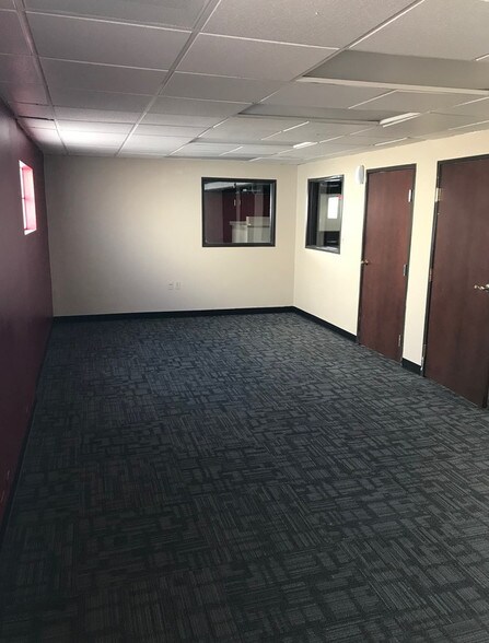 More Photos Of 2601 N 3rd St, Phoenix Medical For Lease