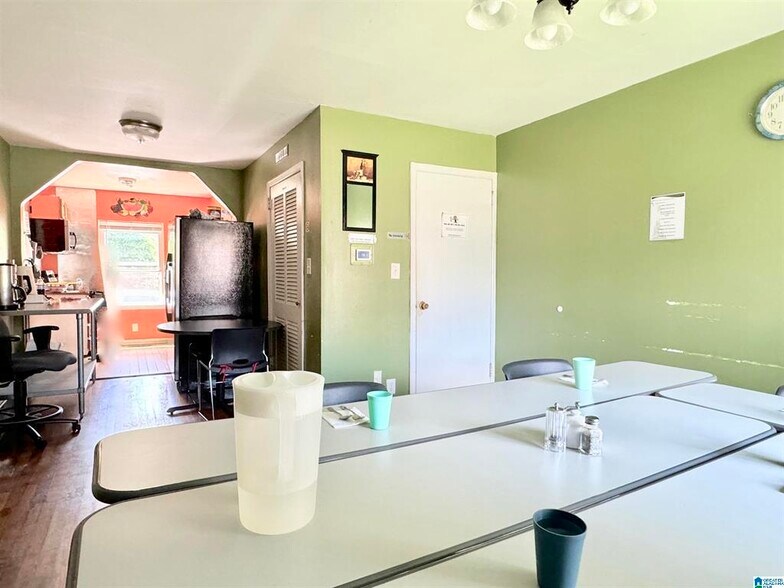 More Photos Of 115 Cotton Ave SW, Birmingham Apartments For Sale